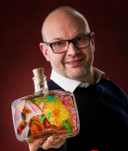 FlowersNGin owner